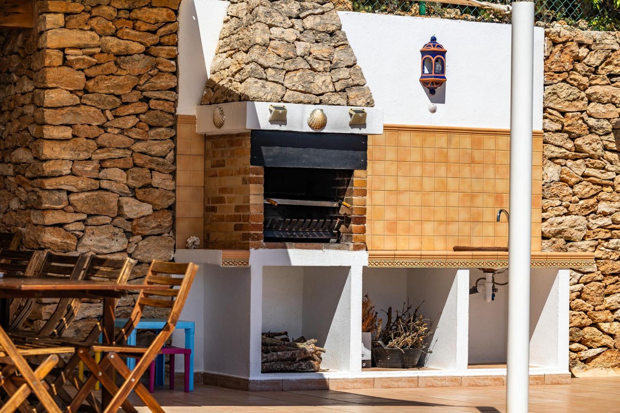 Charming Villa With Pool, Can Toni Mateu. Sant Carles de Peralta Eksteriør billede